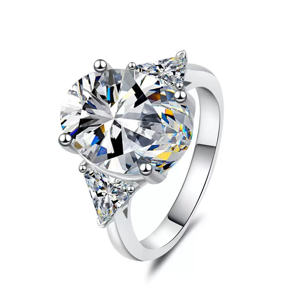 9 Carat Oval Moissanie 3 Stone Ring 925 sterling silver